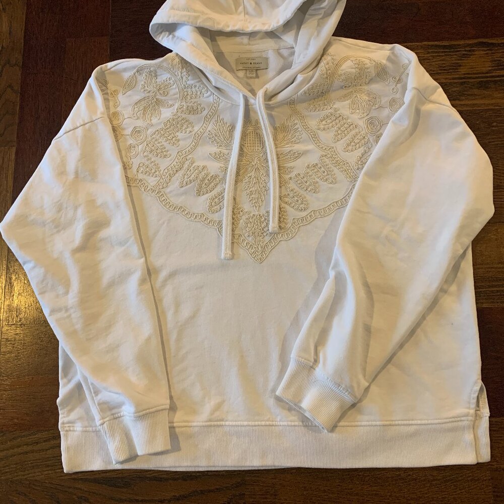 Lucky Brand White Hoodie with Embroidered Design